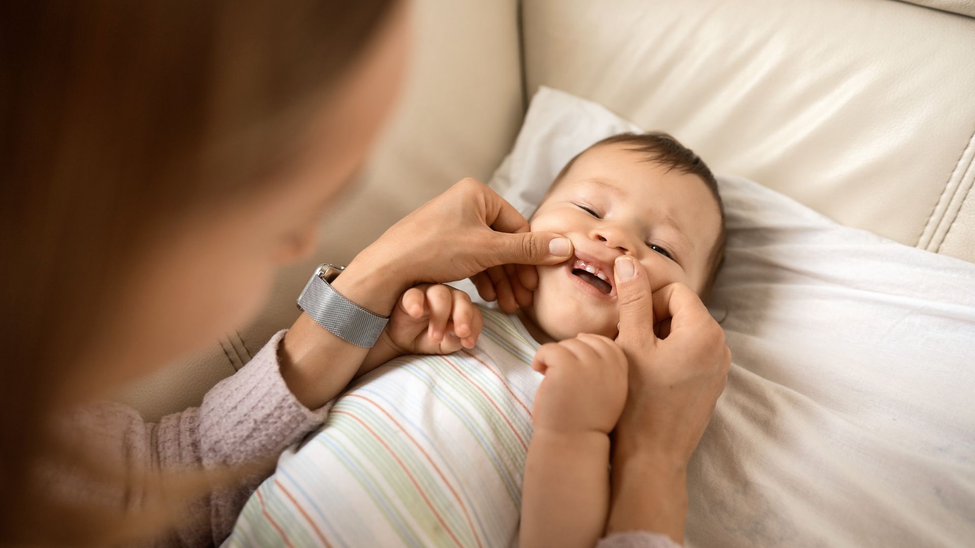 baby-teeth-removal